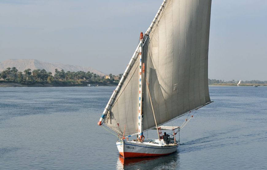 Felucca by Night on the Nile with light pyramids tours