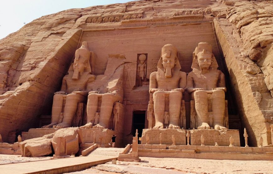 From Aswan to Abu Simbel Day Tour Private For You